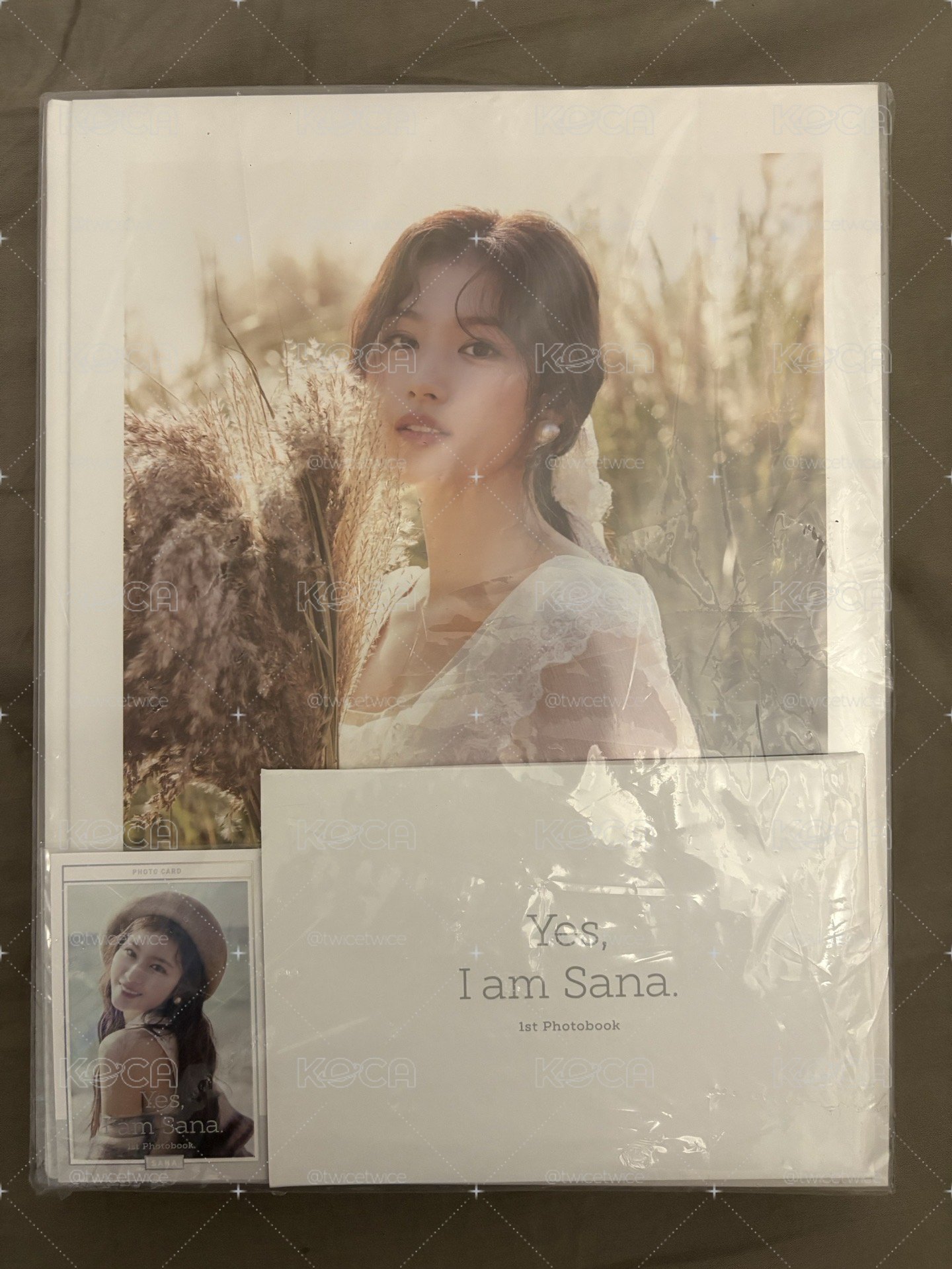 Yes I am Sana White ver. 寫真集 