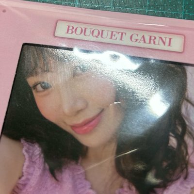 CHAEWON x BOUQUET GARNI 代言卡