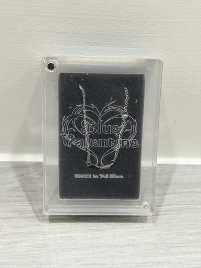 正規一 限量版手鏈專