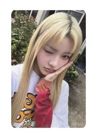 捧臉萌萌金髮羽