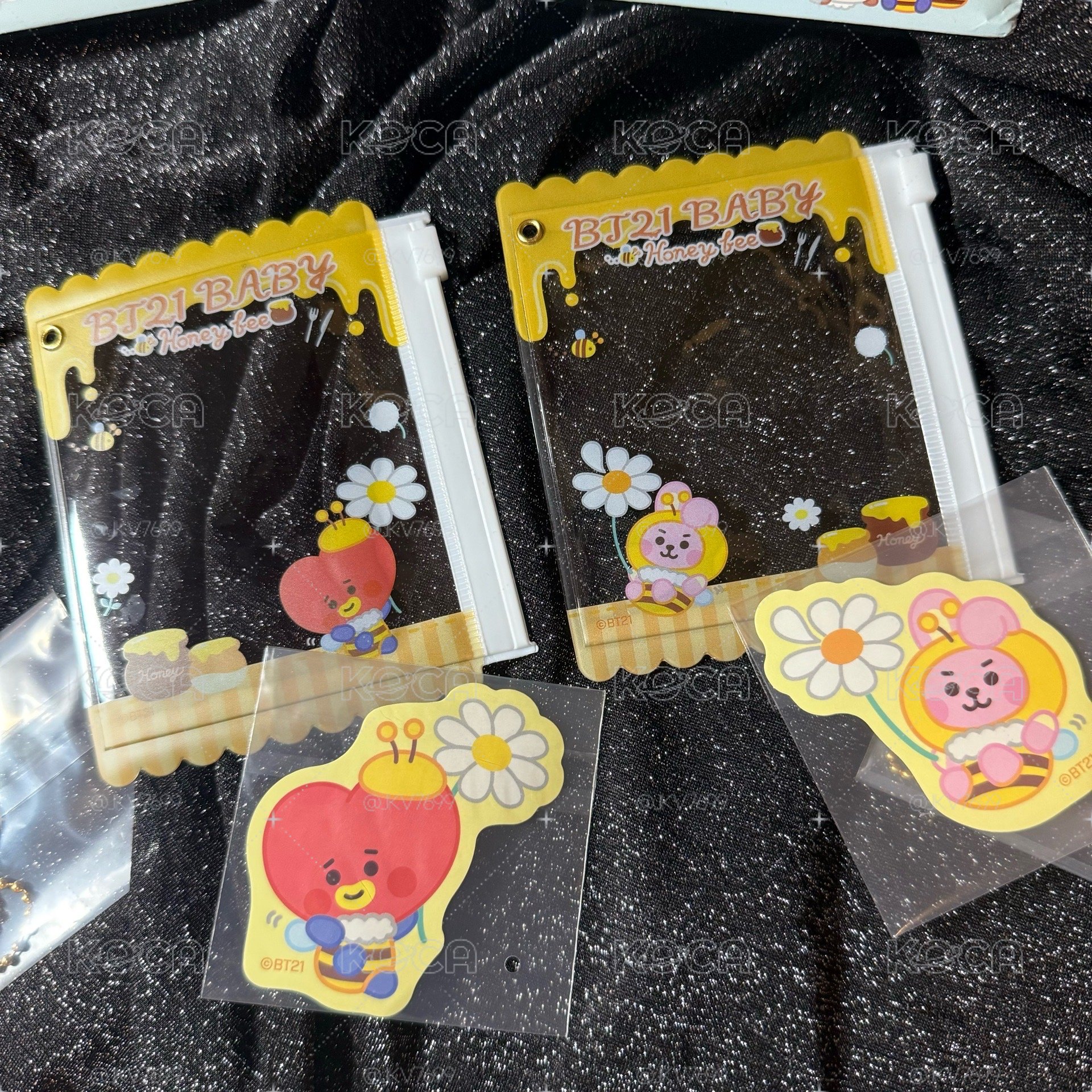 🇯🇵全家限定 BT21 Baby Honey Bee透明PVC卡套吊飾（附貼紙）