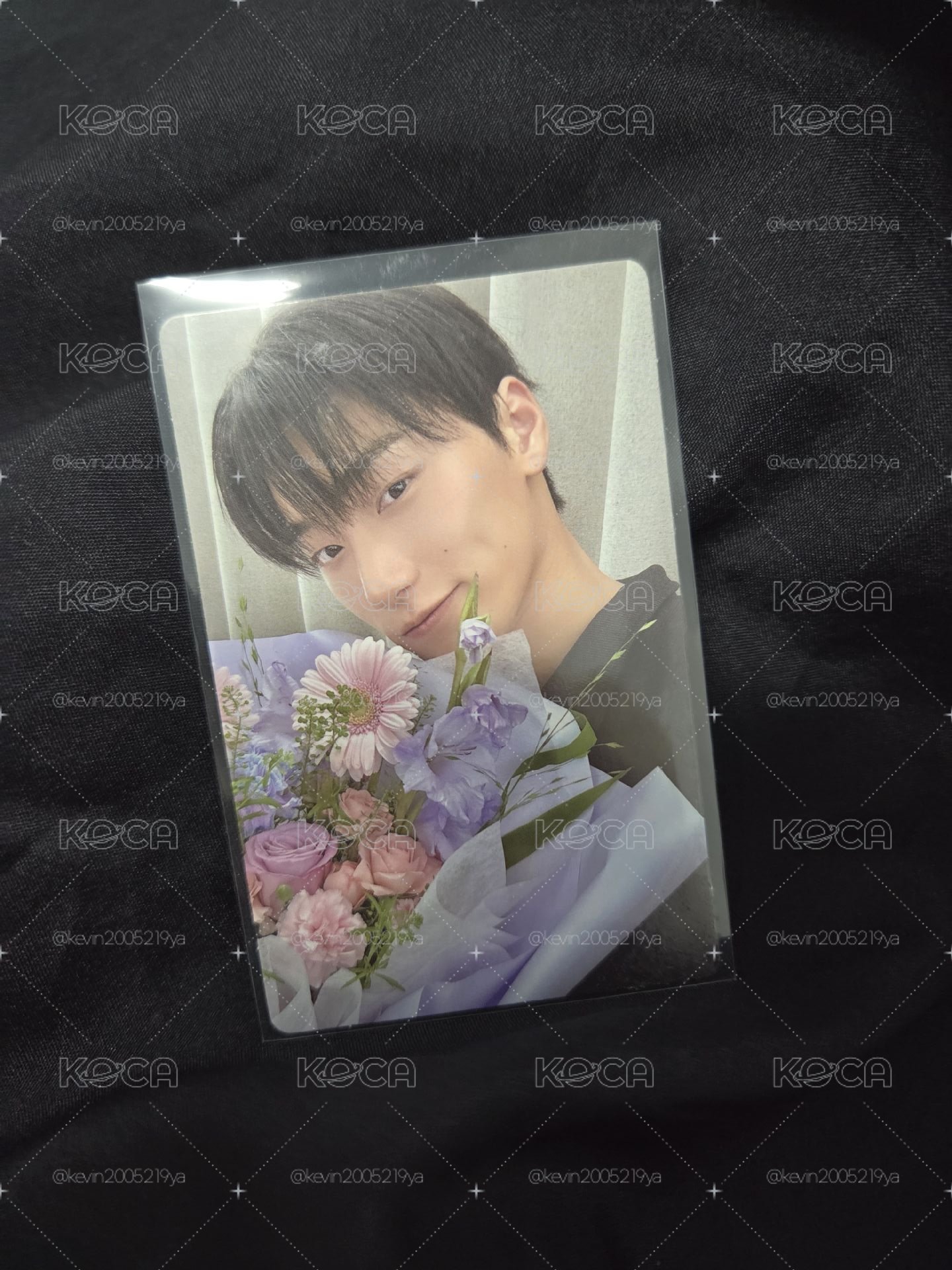 ateez 拿花傘