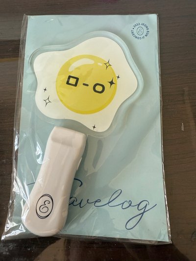 Apink恩地已絕版蛋黃手燈