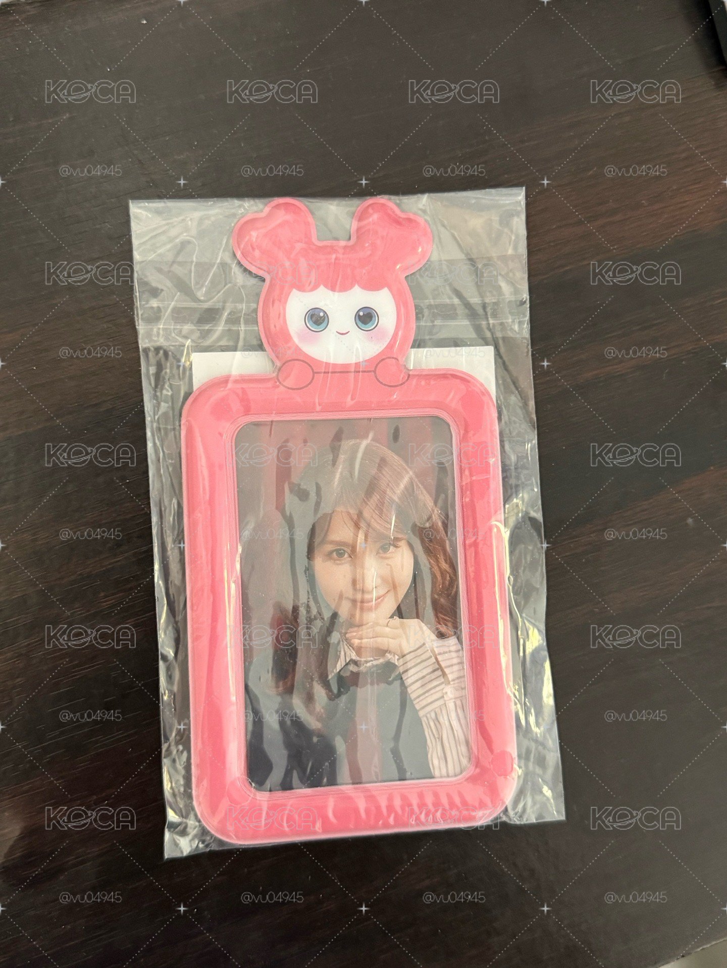 momo 全新立牌