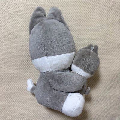 燦寅磁吸抱娃