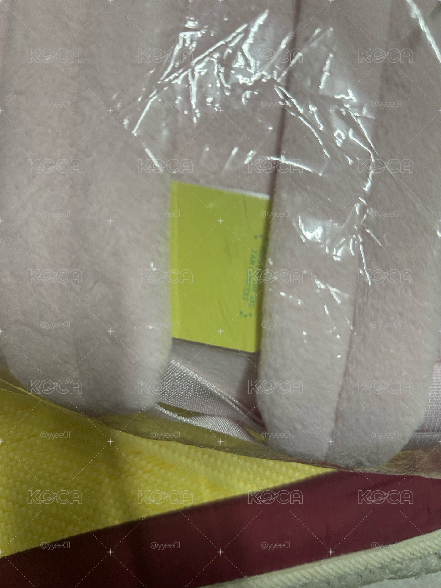 IVE 怜草莓包全新未拆