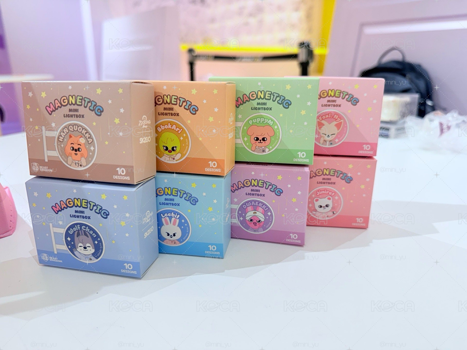 Skzoo 磁吸迷你燈箱
