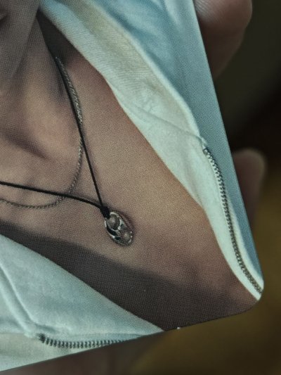 腹肌海邊燦