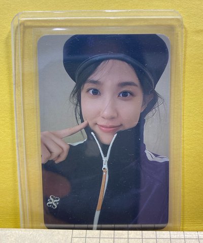 《全新。收藏品釋出》Park Eun Bin。2024年。年曆特典小卡（韓國版）