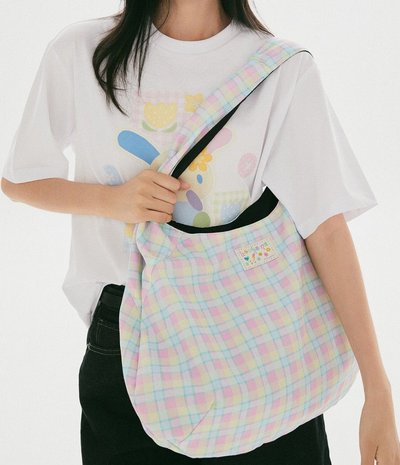 現貨 SPAO 雙面肩背包 花小兔