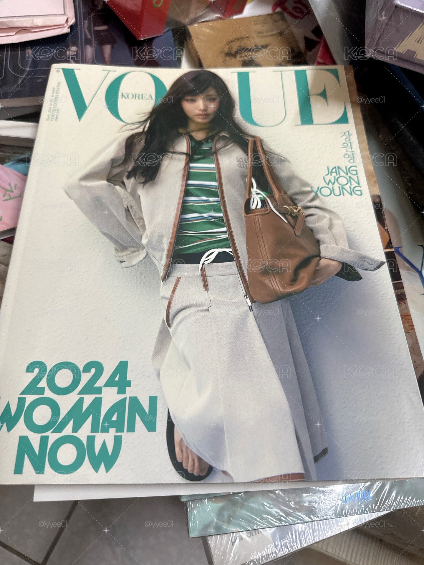 張員瑛 VOGUE 2023 1月號 雜誌 