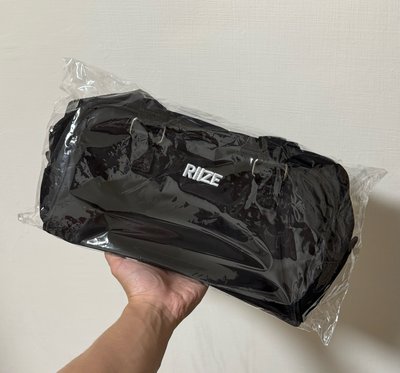 RIIZE 日本飯咪 尼龍肩背包