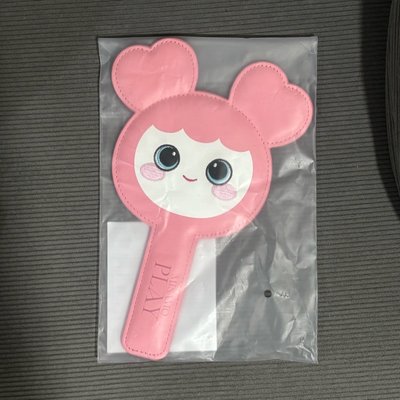 桃手拿鏡
