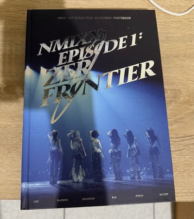 世巡寫真書