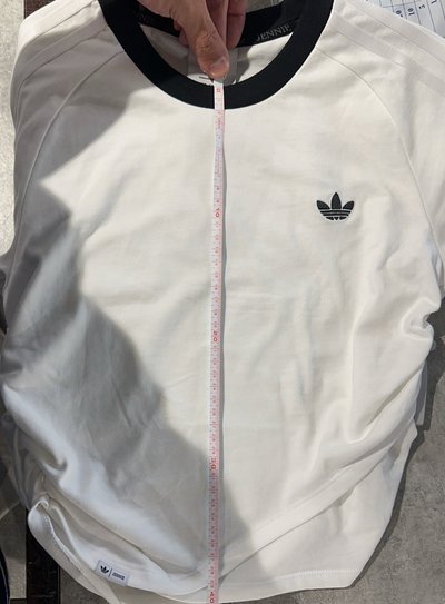 Jennie X adidas聯名白色T恤M號