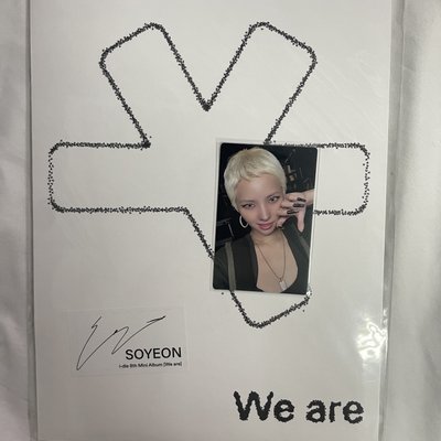 小娟 We are QQ音樂資料帶 中文卡背