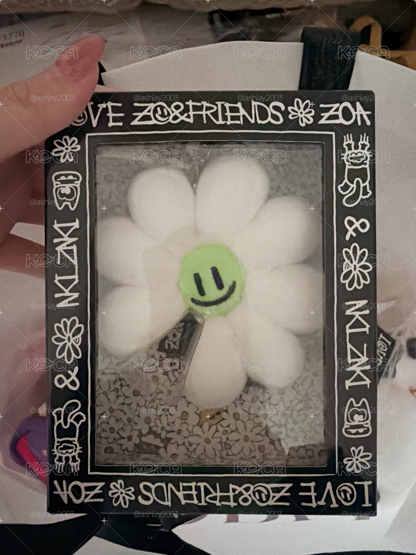 A&NE 雛菊絨毛吊飾