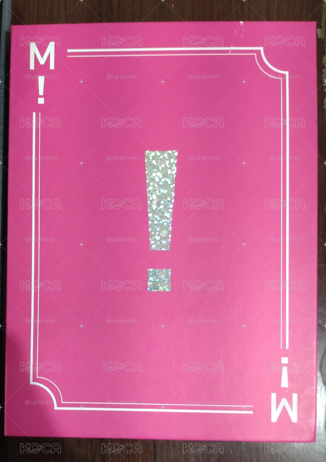 MAMAMOO pink funky 空專