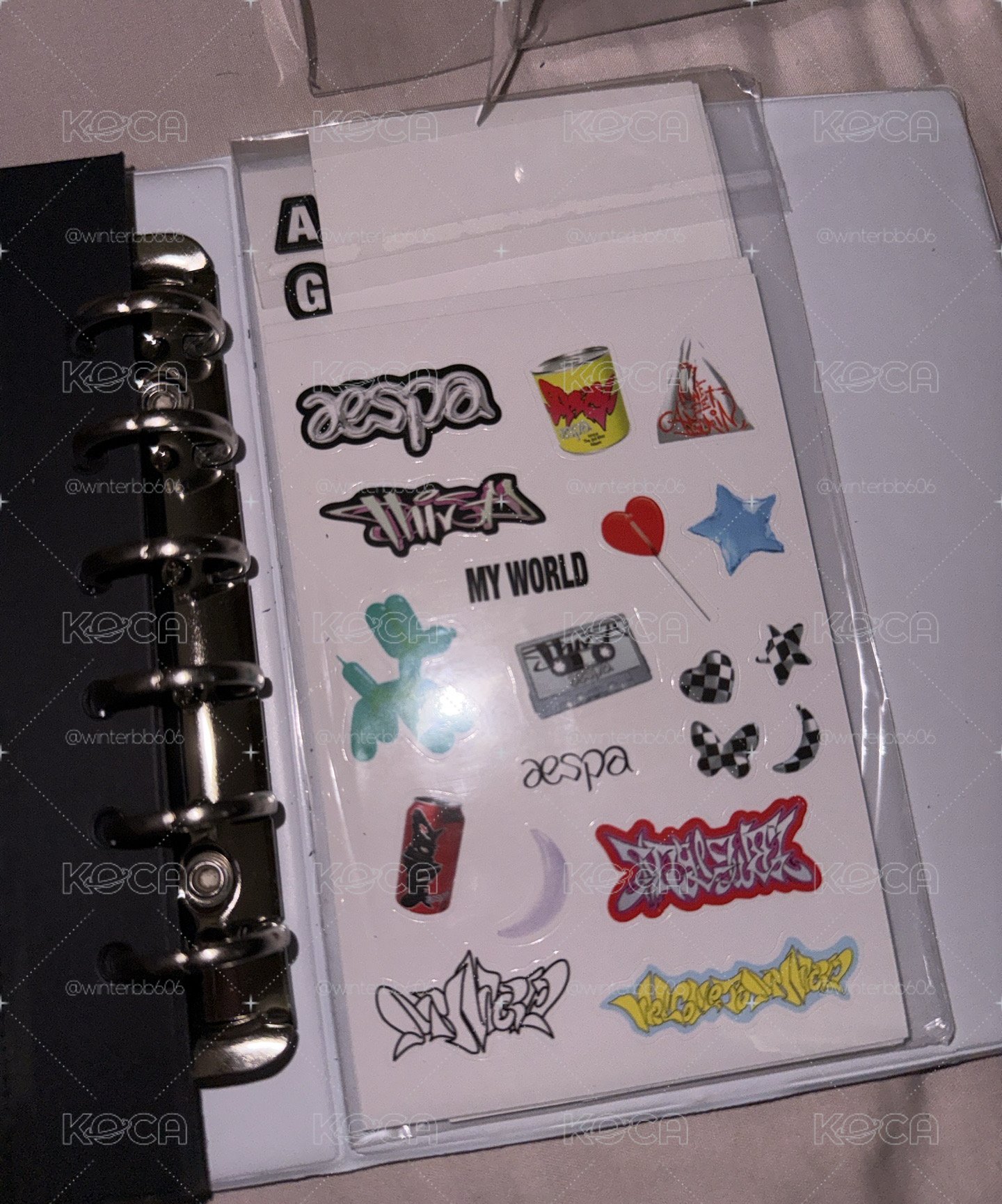 MY WORLD 貼紙收藏冊