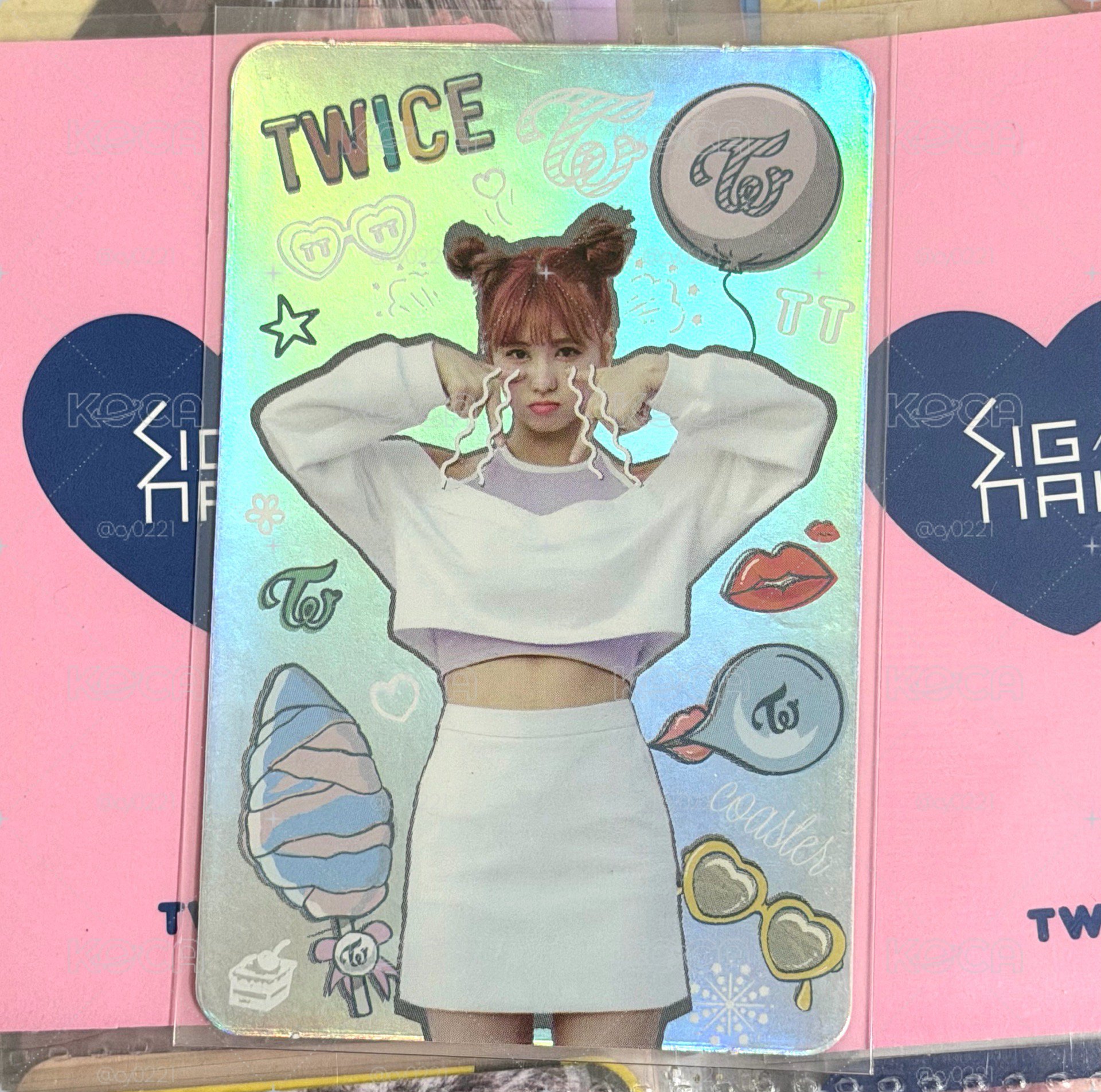 Momo TT閃卡