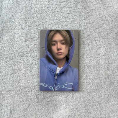 藍踢竣