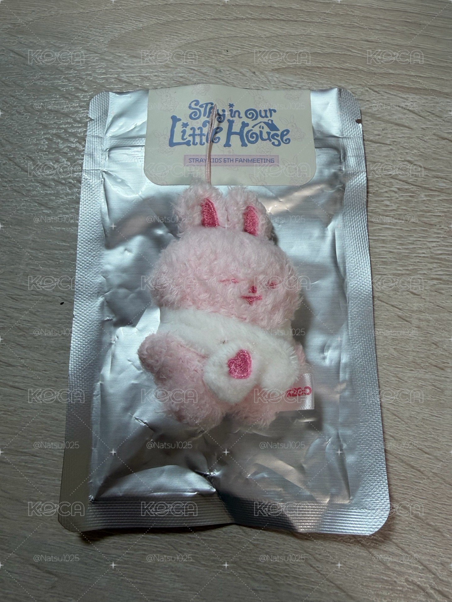 草莓比比