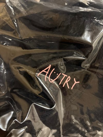 AUTRY彰彬聯名 黑色鴨舌帽🐖