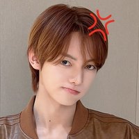 直井怜頰肉