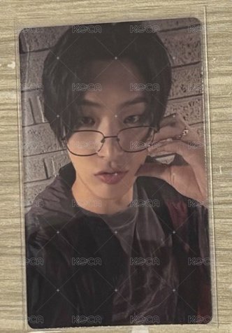 琦眼鏡愛心臉頰
