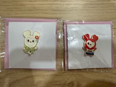 Twice JP出道四週年 JYP JAPAN 徽章 多賢 彩瑛