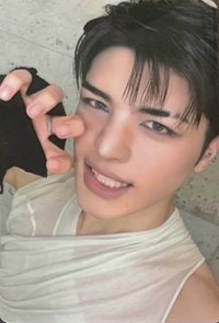 MOM CRAVE YOU Ver. 專輯卡 B