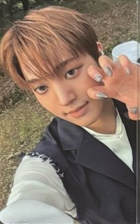 MOM CRAVE YOU Ver. 專輯卡 B