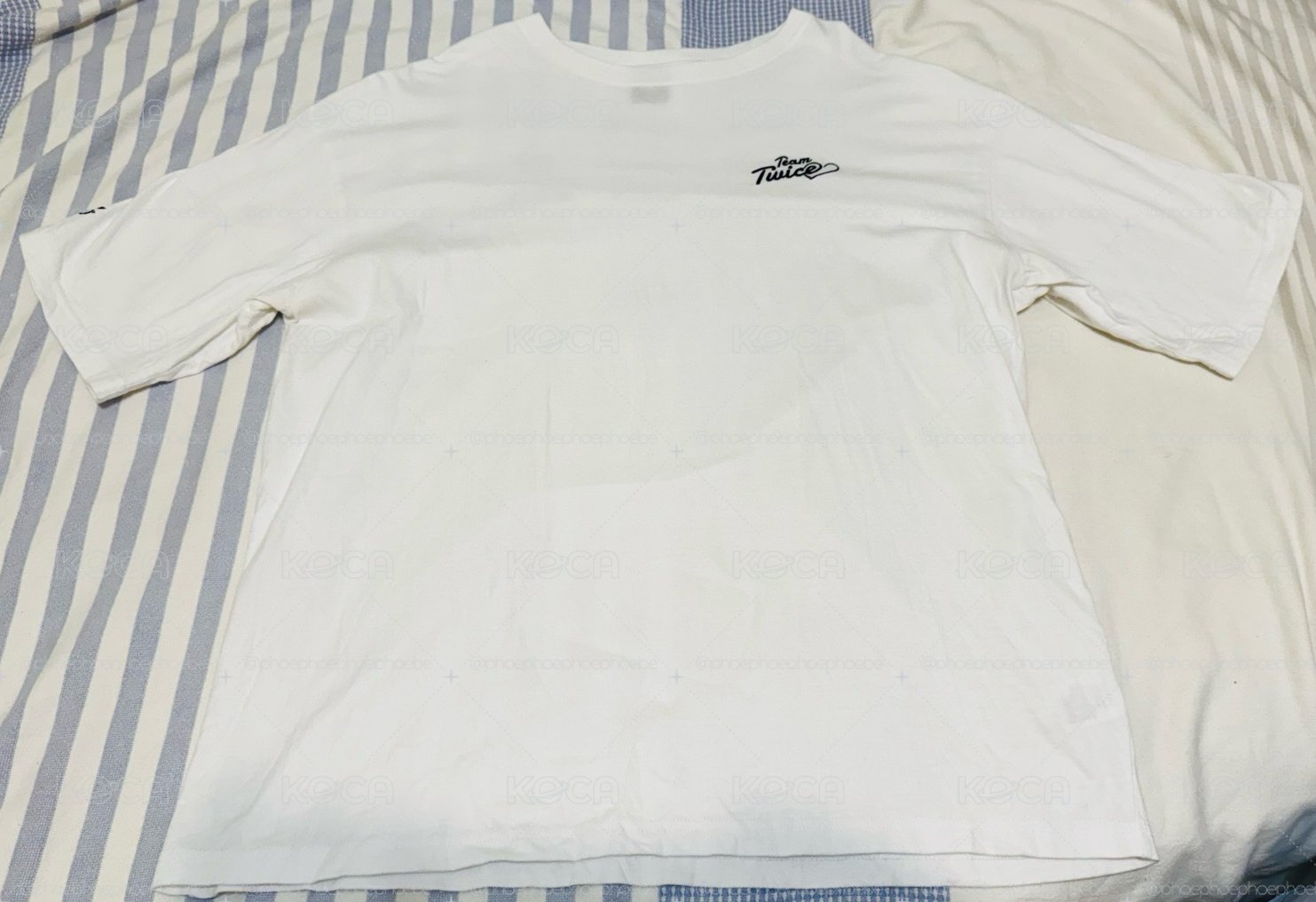 This is for 新國立白T-shirt (L)