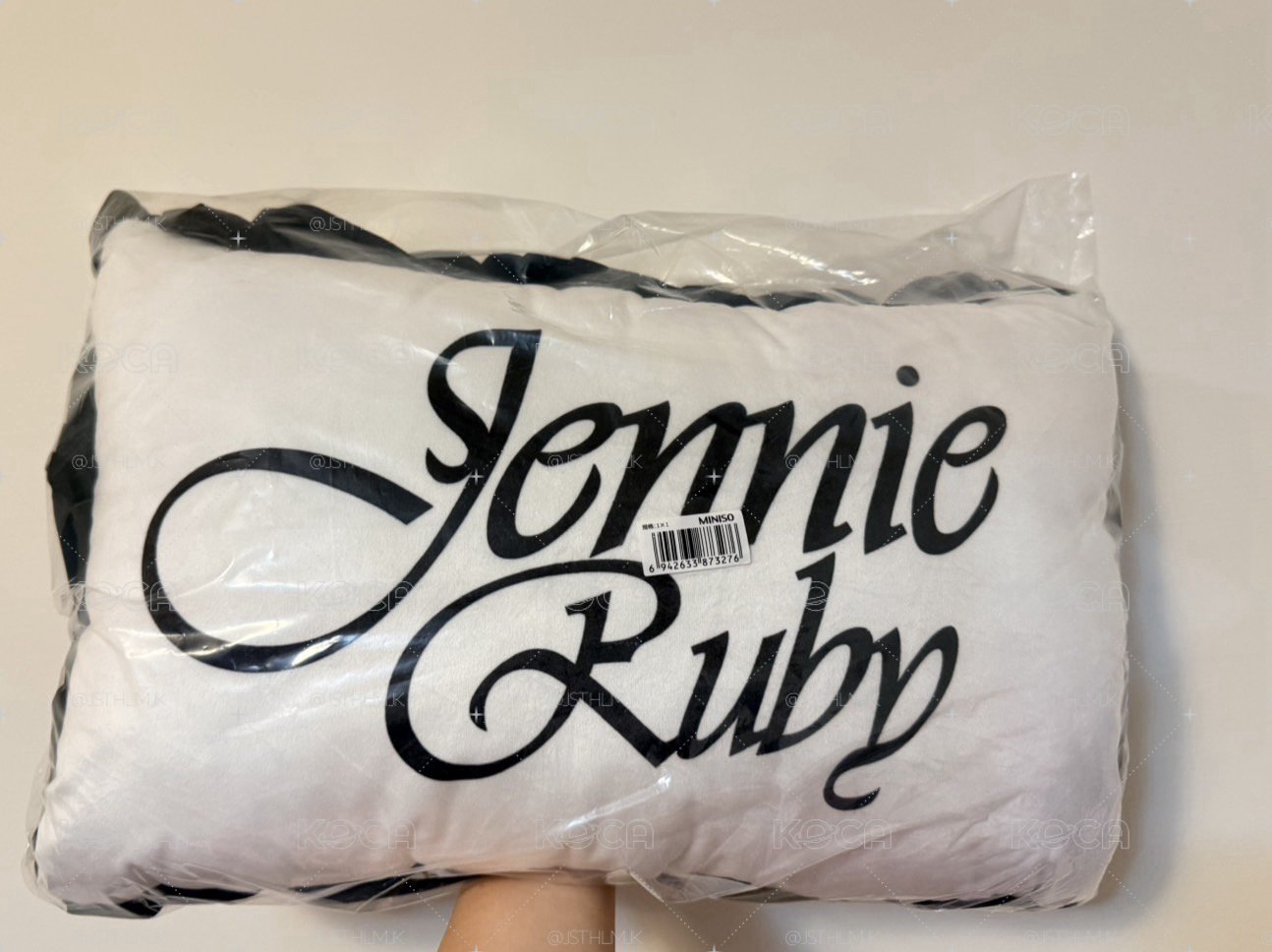 💙代友售JENNNIE RUBY名創聯名 抱枕