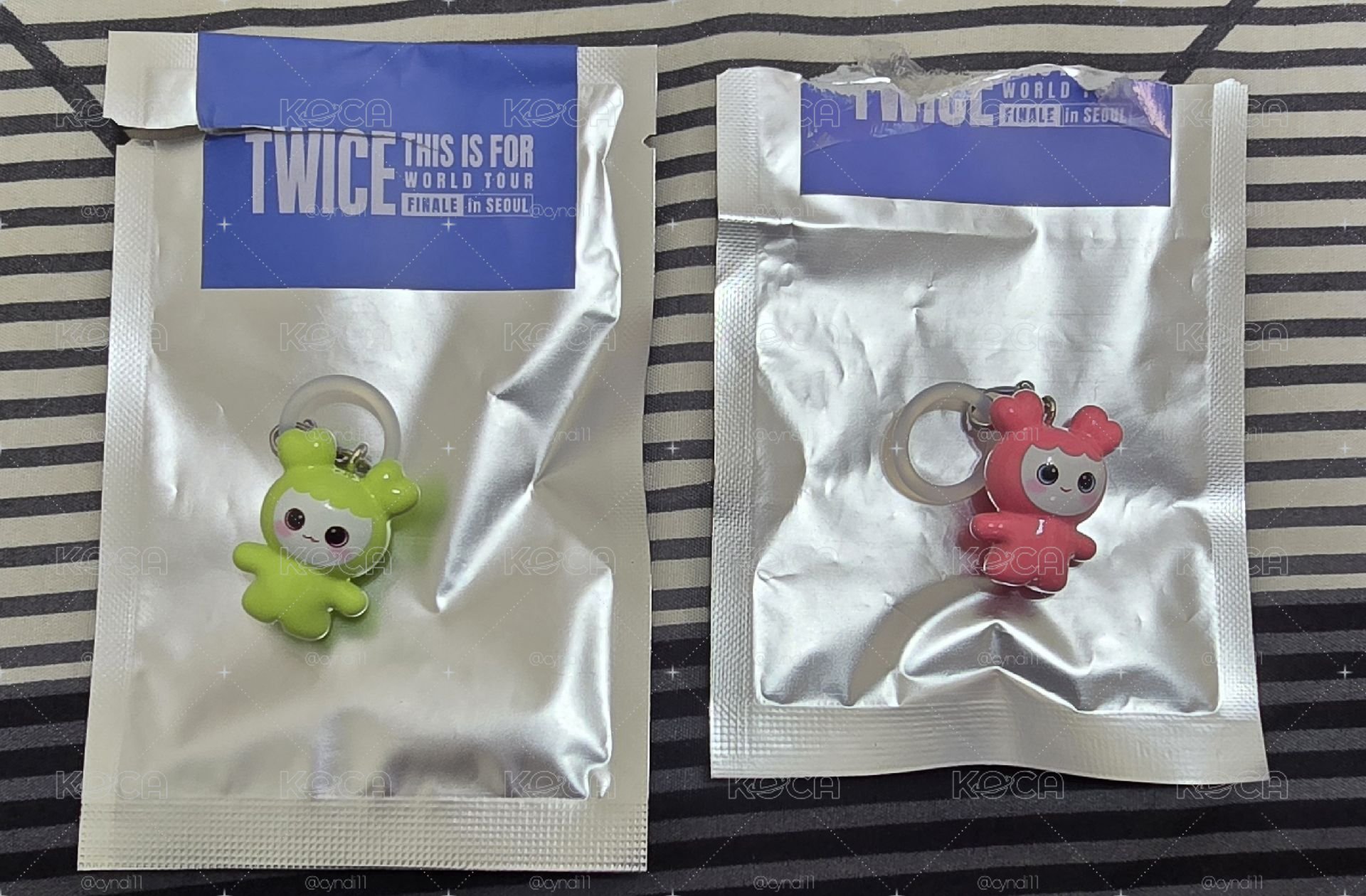 首爾隨機吊飾 定延 momo