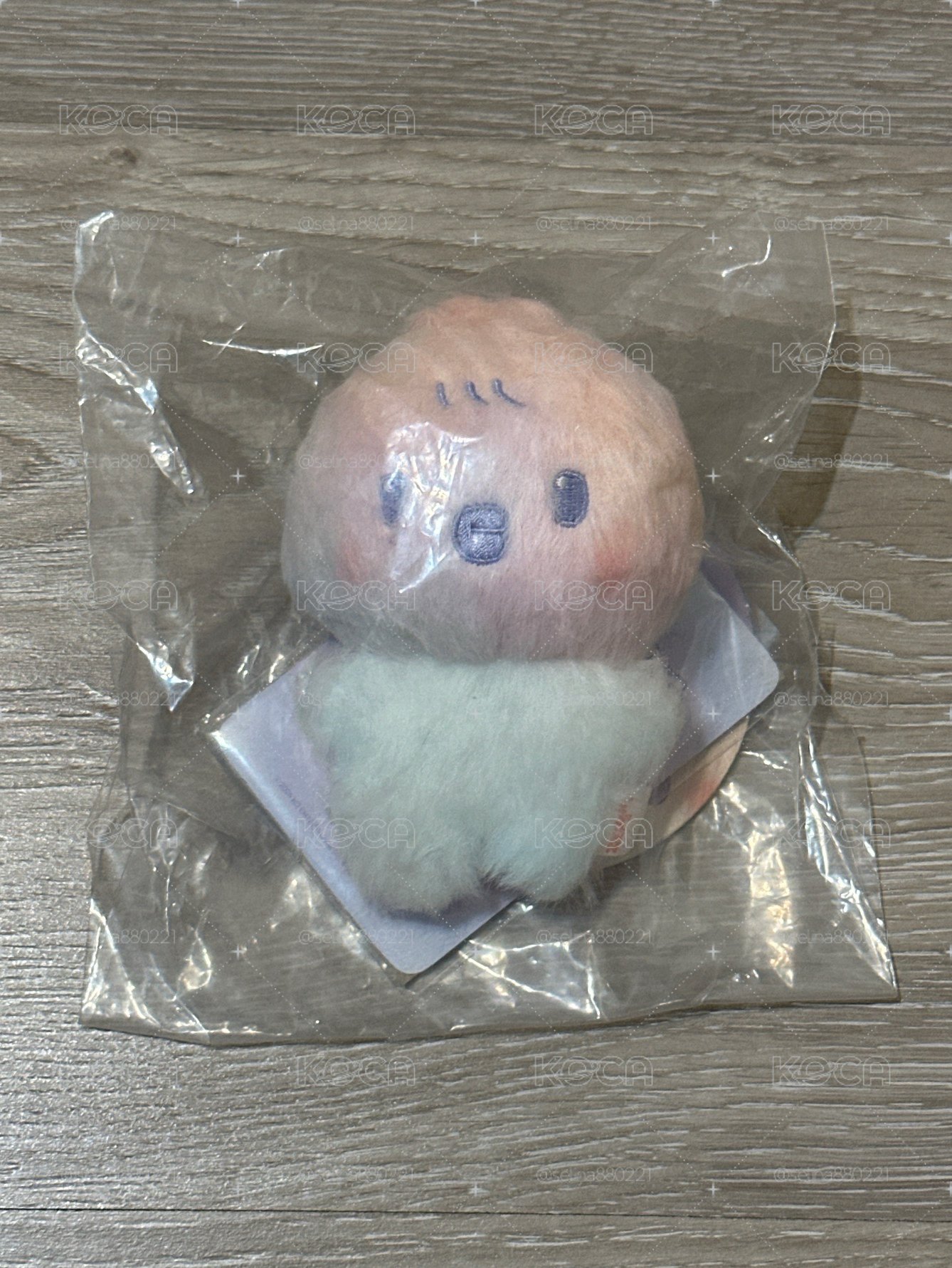 旼琦混色娃