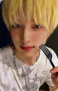 迷你一輯 ju 線上2.0 簽售卡 260812