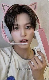 迷你一輯 ju 線上3.0 簽售卡 260820