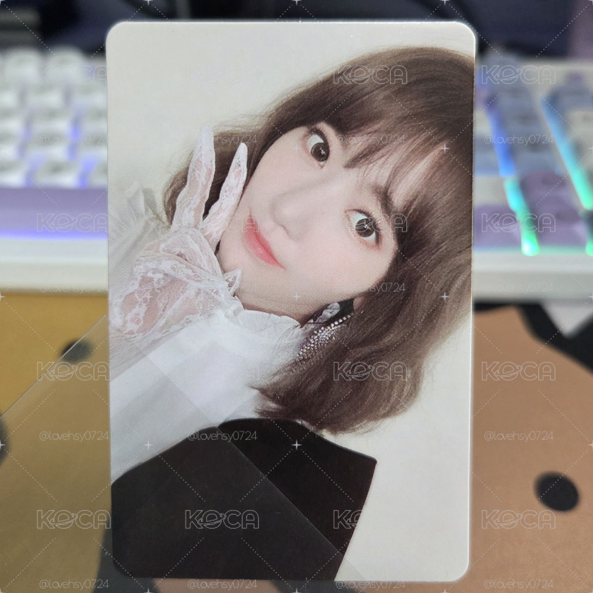 IZONE 短髮比耶櫻