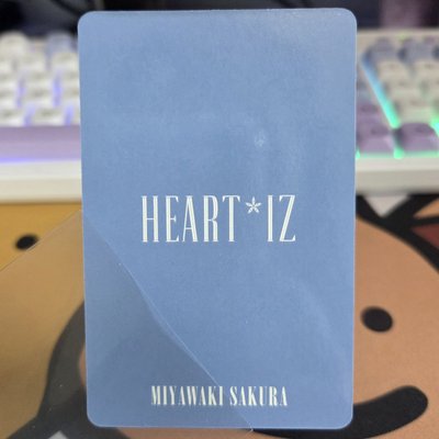 IZONE 短髮比耶櫻