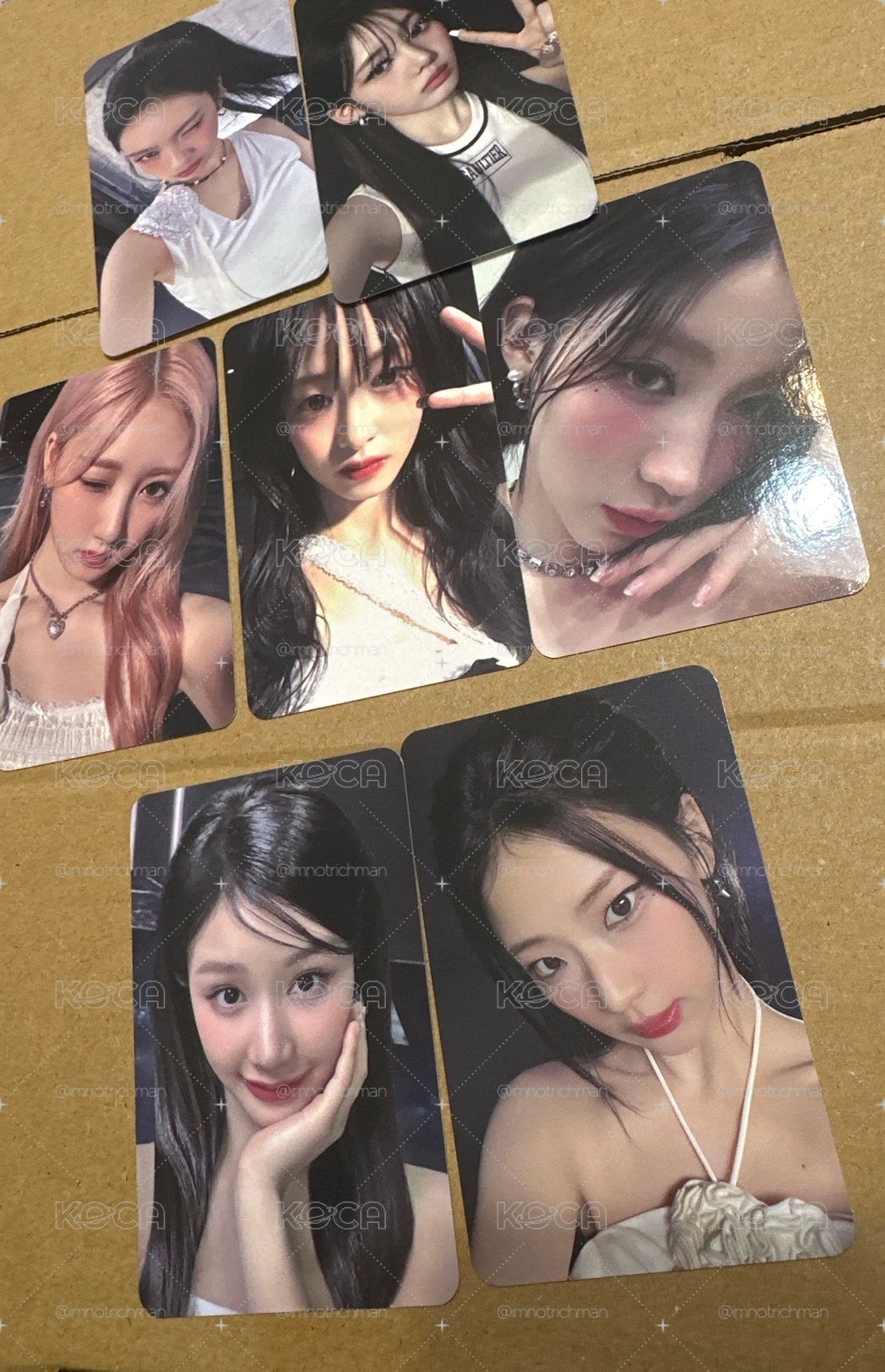 [現貨］BABYMONSTER一週年寫真書 YG線下 特典卡(D ver.)