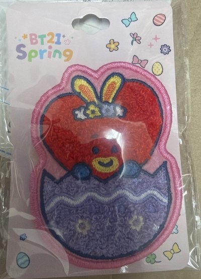 BT21 日限 spring 別針