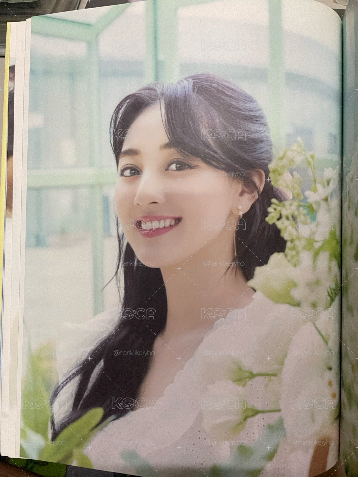 Yes, I’m Jihyo(黃版)