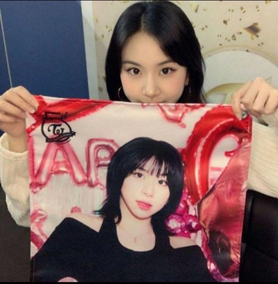Twice  JP出道五週年 掛布海報 