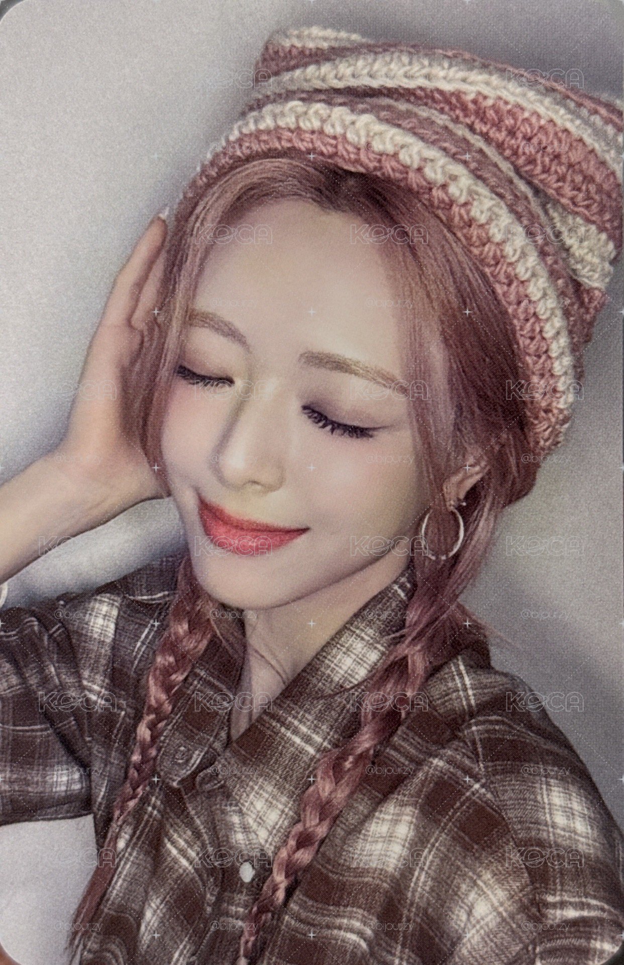 ITZY 小貓帽子娜
