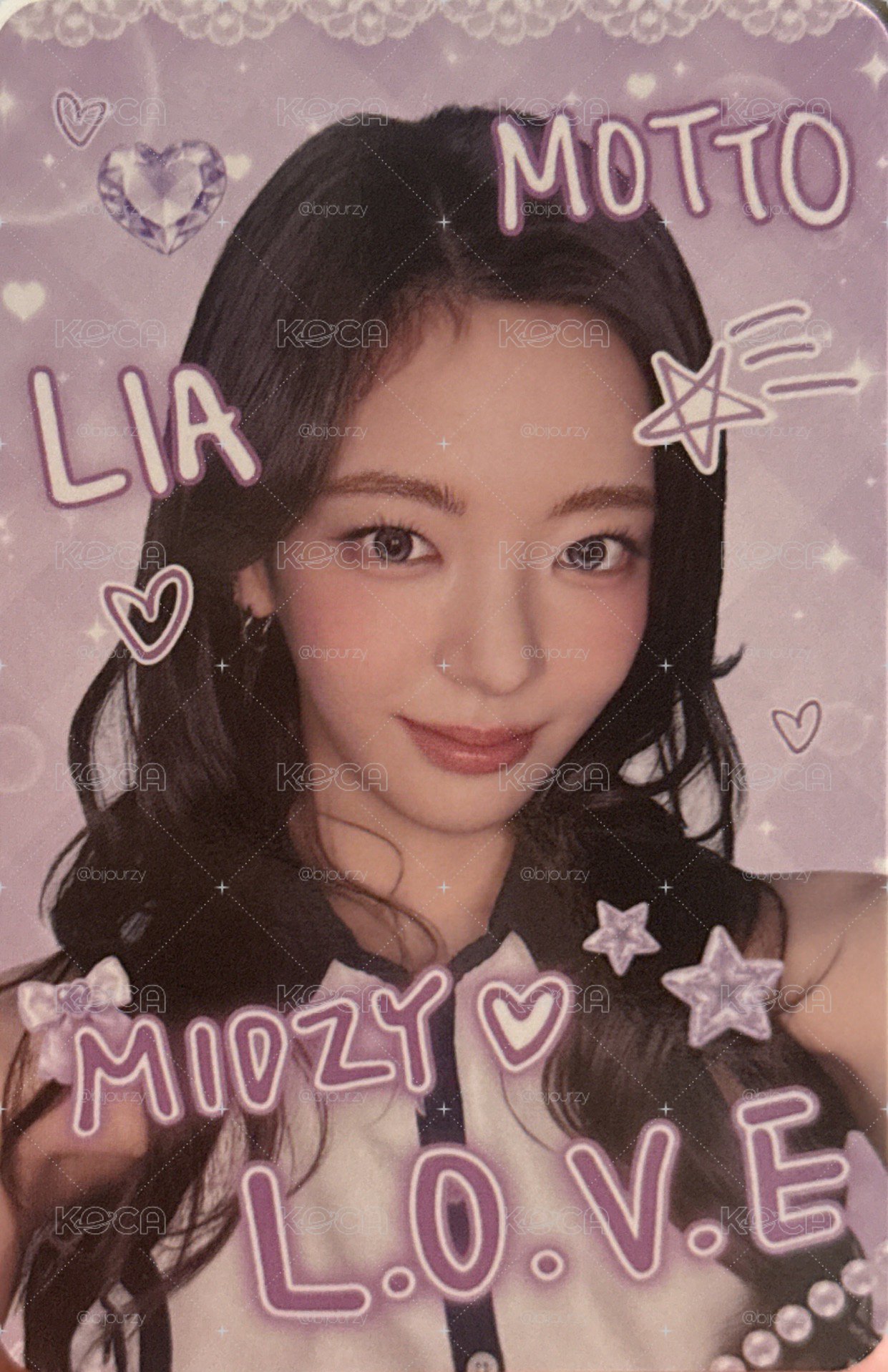 ITZY 塗鴉粒留領