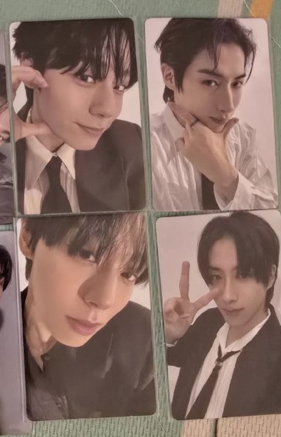 ONEUS THE STAR雜誌1本+2款式成員卡