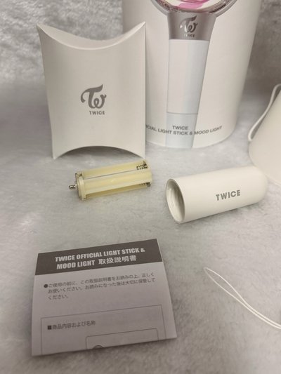 【絕版收藏】官方正版 TWICE 初代手燈 Candybong（含夜燈底座/極新保存）ONCE 圓夢必標🤍