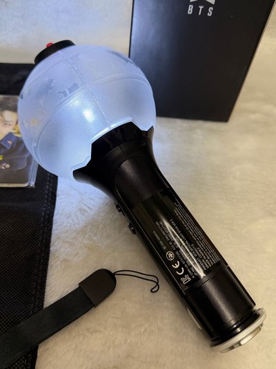 【官方正品】BTS 防彈少年團三代手燈 阿米棒 Ver.3（7人小卡全齊/保存良好）💜