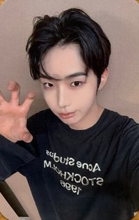 𝑇𝐻𝐸 2𝑁𝐷 𝑀𝐼𝑁𝐼 𝐴𝐿𝐵𝑈𝑀 : 𝐶𝐻𝐸𝑅𝑅𝑌 𝑃𝐼𝐸 Rising-star 簽售卡 B ver.